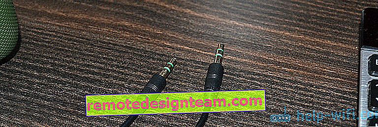 Colokan 3,5 mm x2: kabel untuk menghubungkan speaker portabel ke komputer 